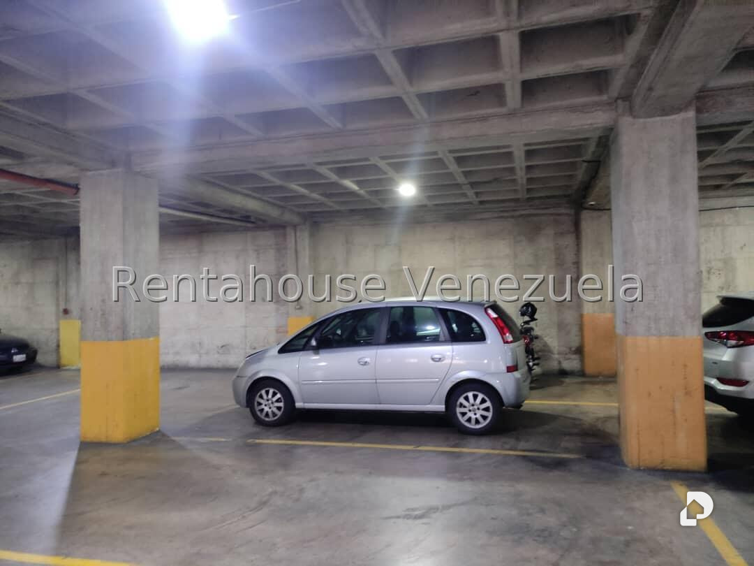 Local comercial en La Urbina, Caracas