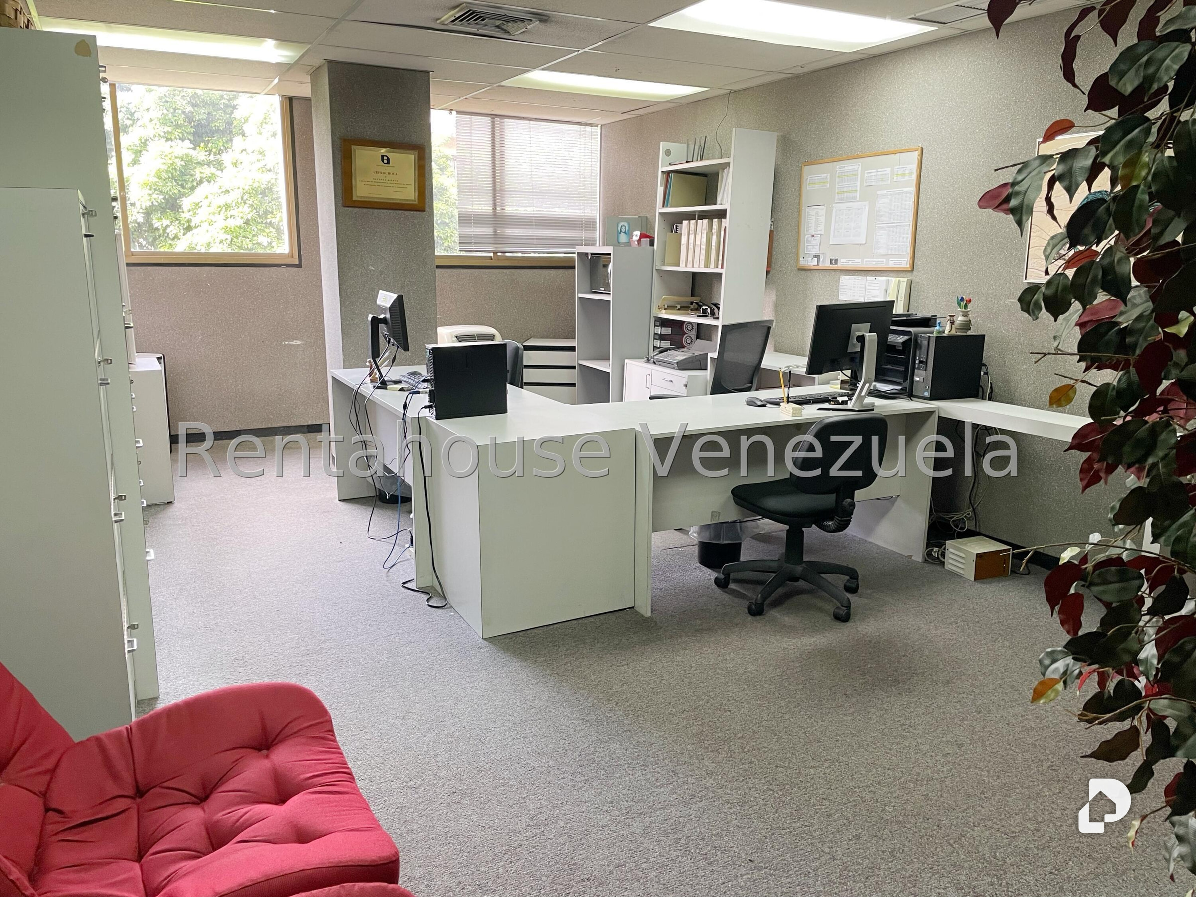 Local comercial en La Urbina, Caracas