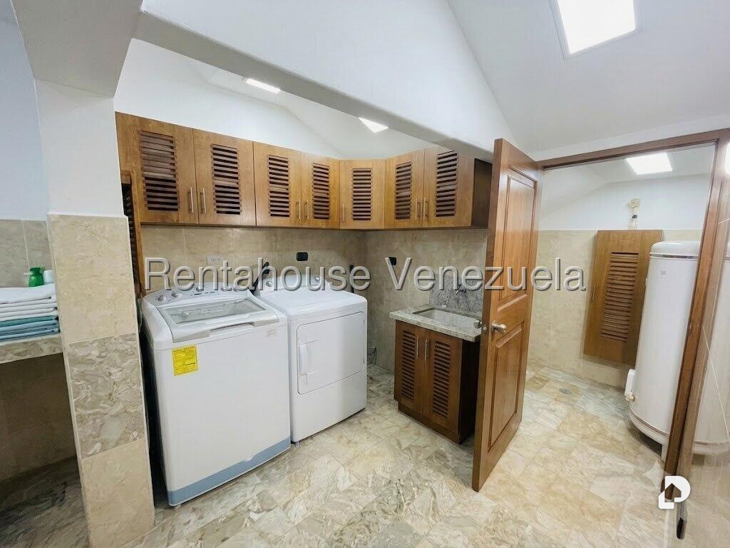Townhouse en La Floresta, Caracas – 15