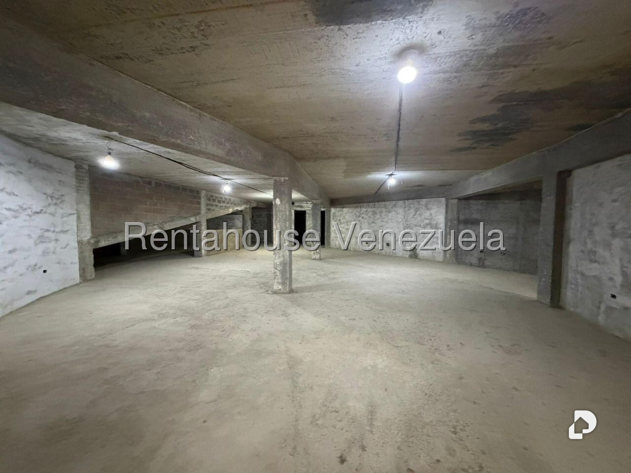 Local comercial en Parroquia Altagracia, Caracas – 10