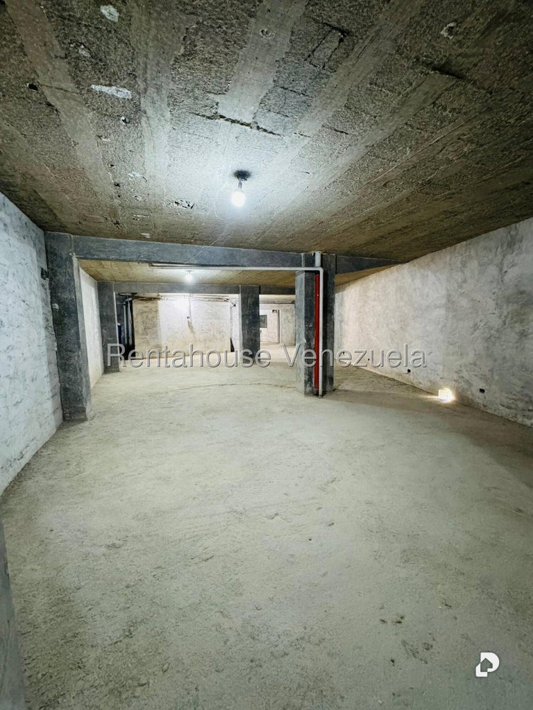 Local comercial en Parroquia Altagracia, Caracas – 14