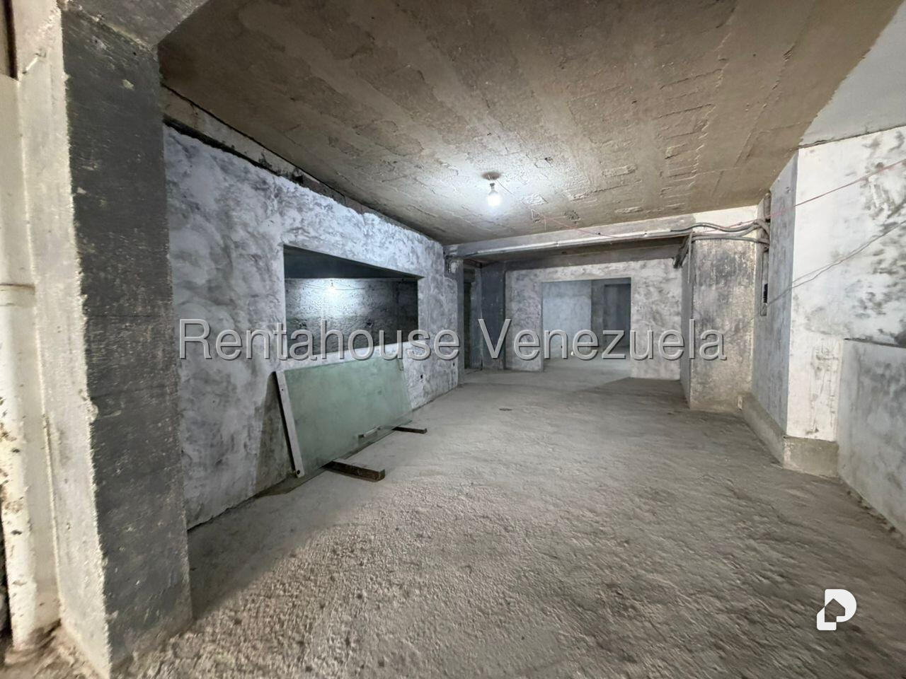 Local comercial en Parroquia Altagracia, Caracas – 12