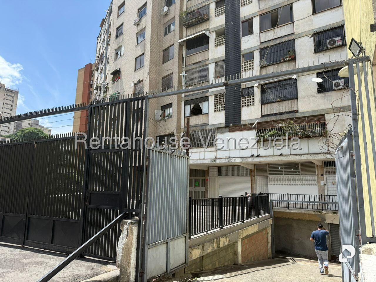 Local comercial en Parroquia Altagracia, Caracas – 2