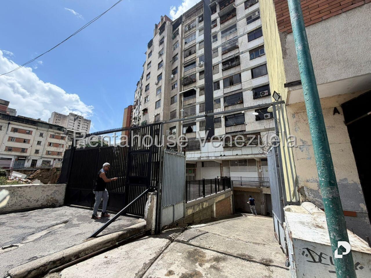Local comercial en Parroquia Altagracia, Caracas – 3