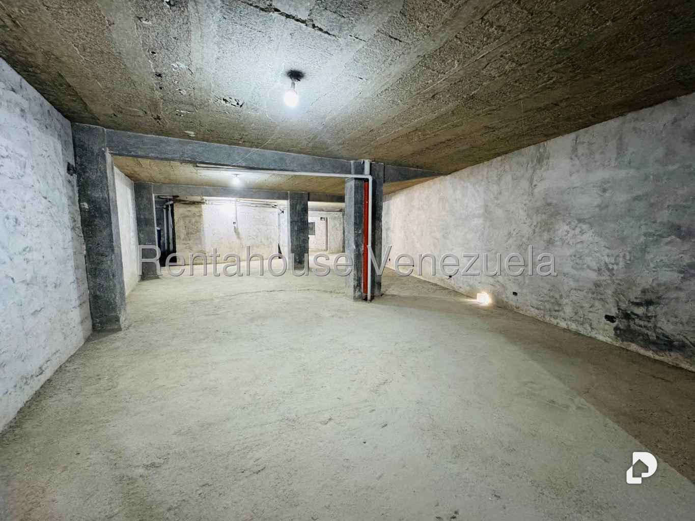 Local comercial en Parroquia Altagracia, Caracas – 15
