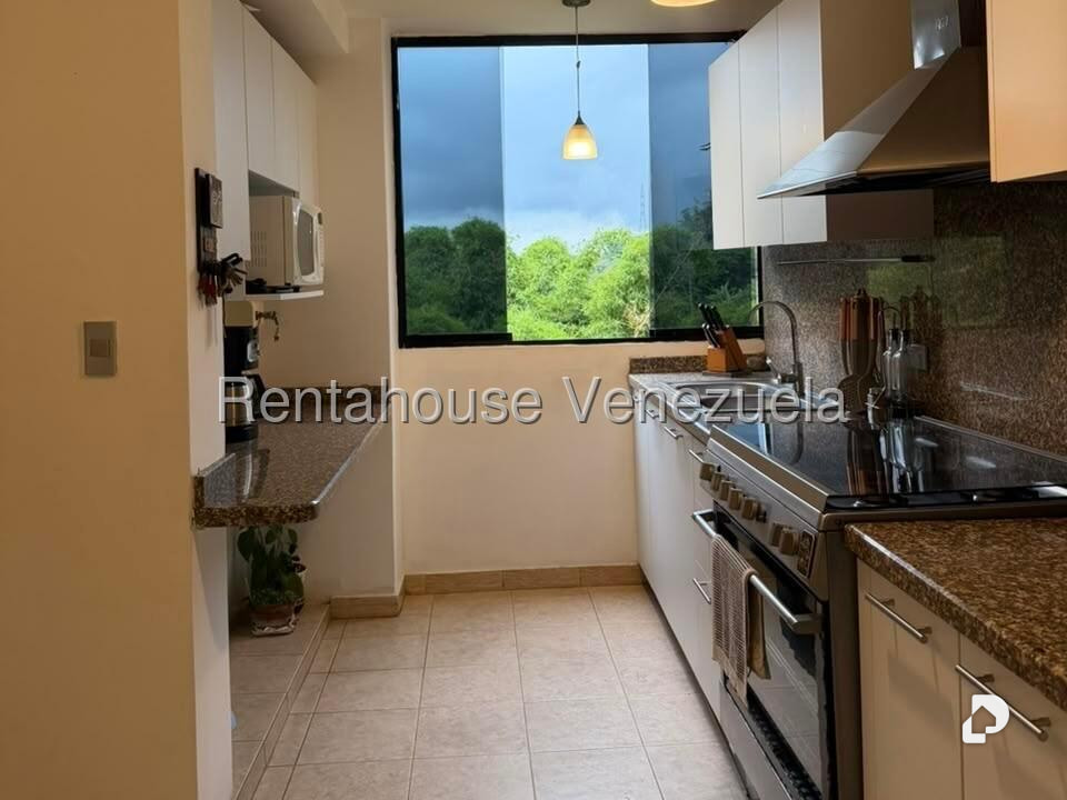 Apartamento en La Boyera, Caracas – 2
