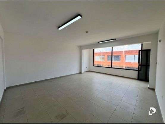 Local comercial en Los Guayos – 6