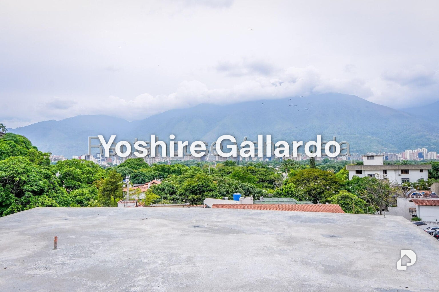 Local comercial en Chuao, Caracas – 26