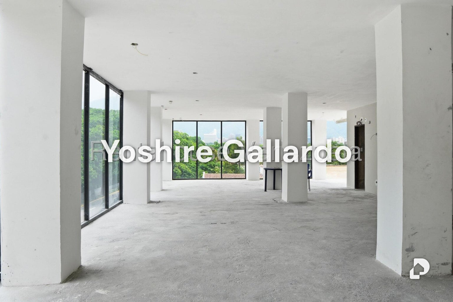Local comercial en Chuao, Caracas – 23