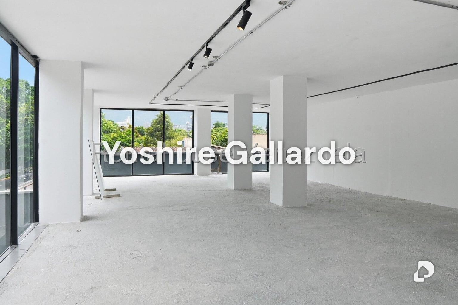 Local comercial en Chuao, Caracas – 20