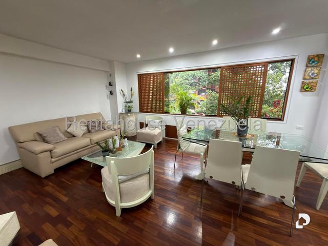 Apartamento en El Rosal, Caracas – 2