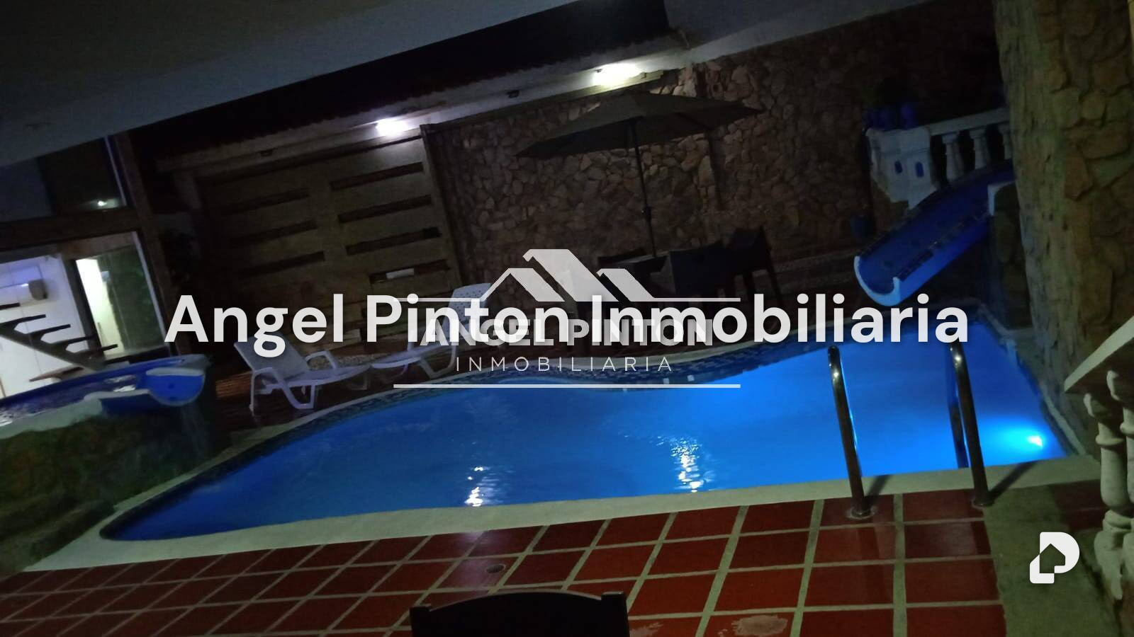 Edificio en Naiguata, La Guaira – 12