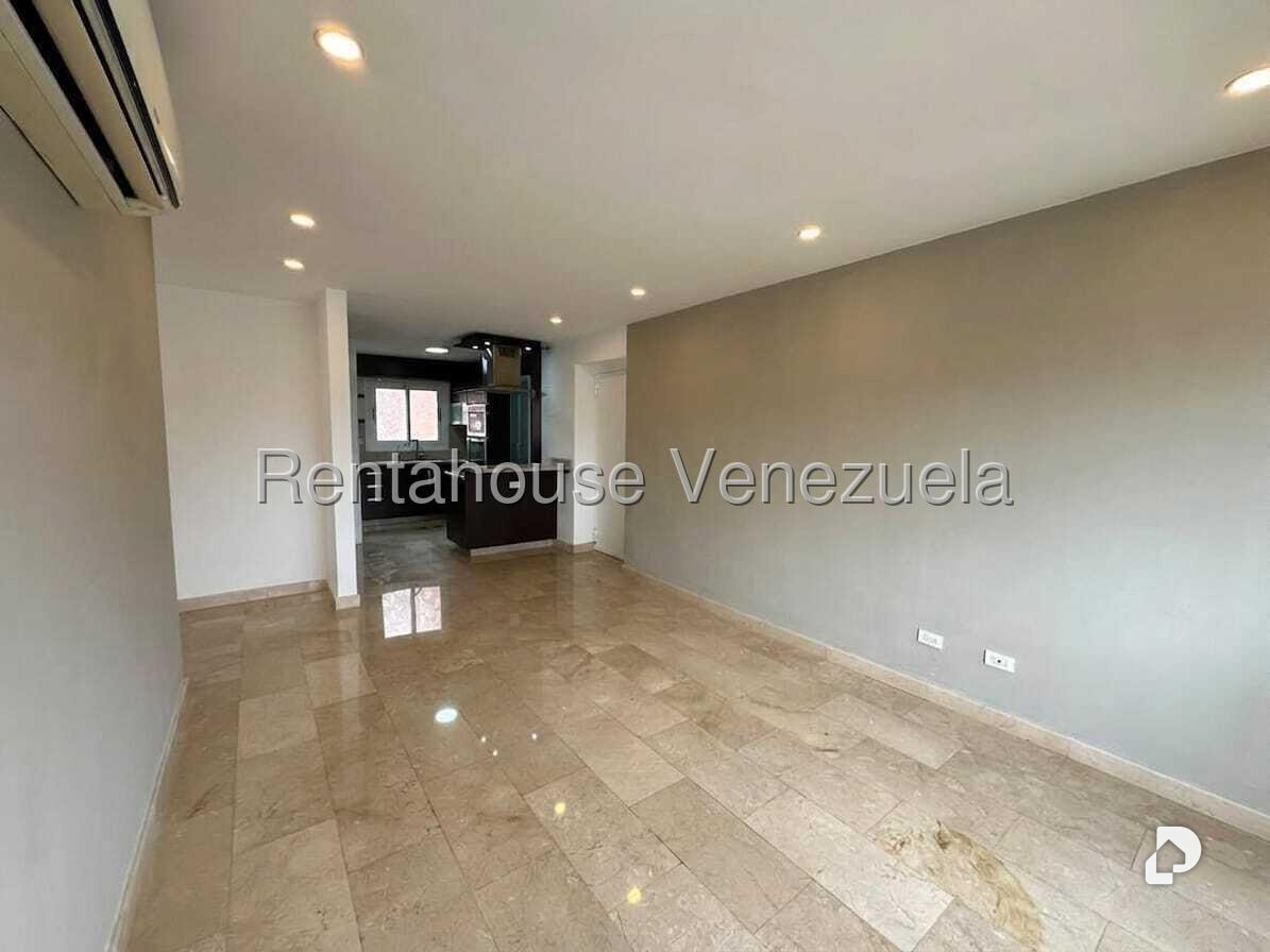 Apartamento en El Rosal, Caracas – 4