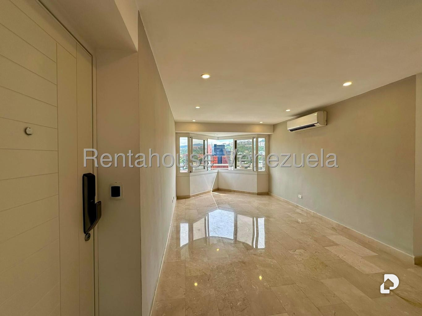Apartamento en El Rosal, Caracas – 2