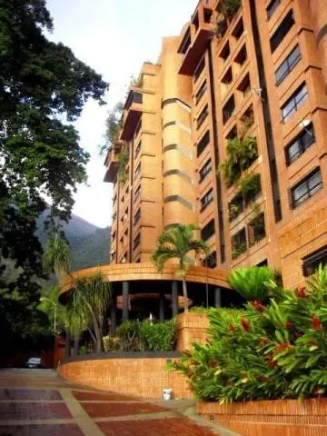 Apartment in Los Dos Caminos, Caracas - 1