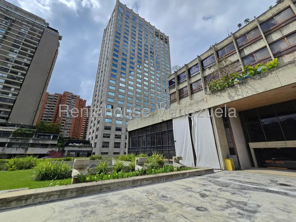 Office in Prados del Este, Caracas - 1
