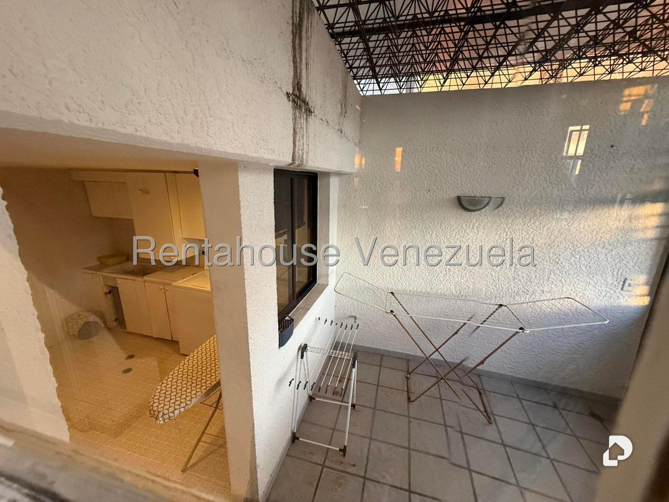 Casa en Los Samanes, Caracas – 25