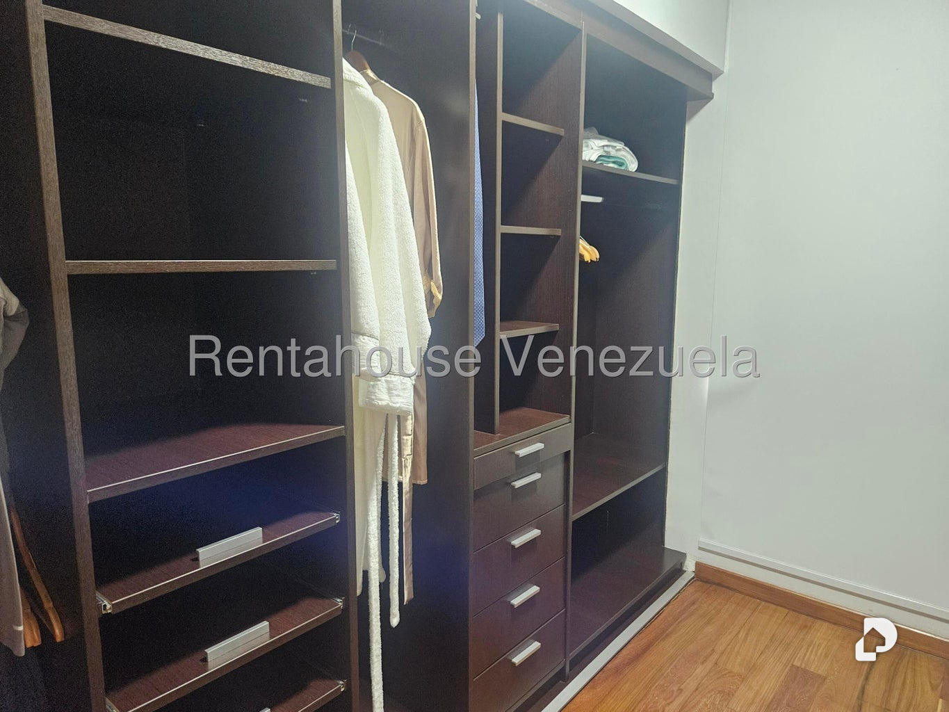 Apartamento en Mirador de Los Campitos, Caracas – 39