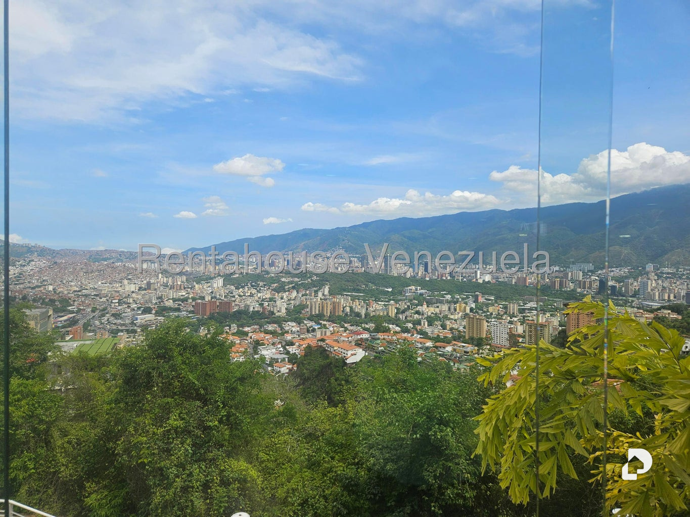 Apartamento en Mirador de Los Campitos, Caracas – 11
