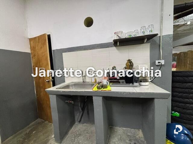 Local comercial en Boleíta Sur, Caracas – 10