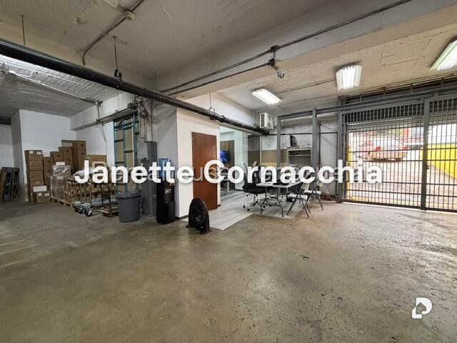 Local comercial en Boleíta Sur, Caracas – 14