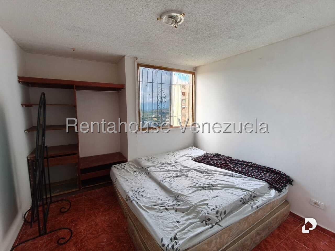 Apartamento en La Rosaleda, San Antonio de Los Altos