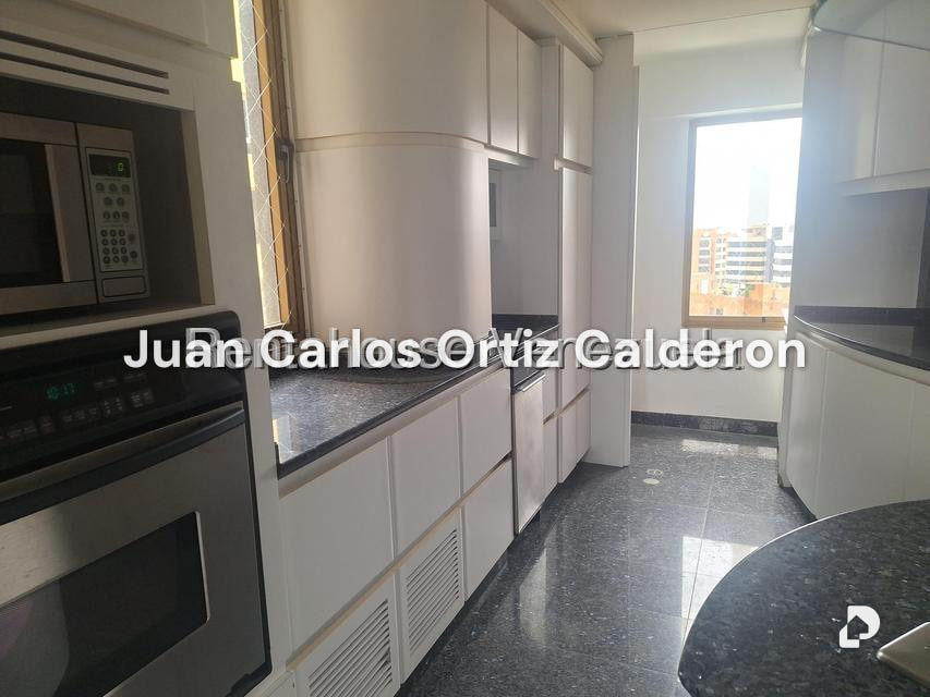 Apartamento en La Alameda, Caracas – 11