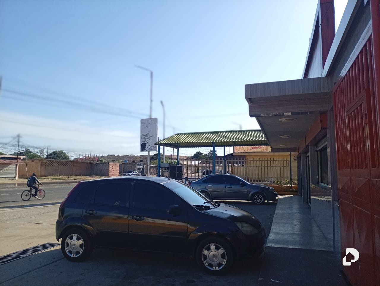 Local comercial en Km 8 Via Perijá, San Francisco – 7