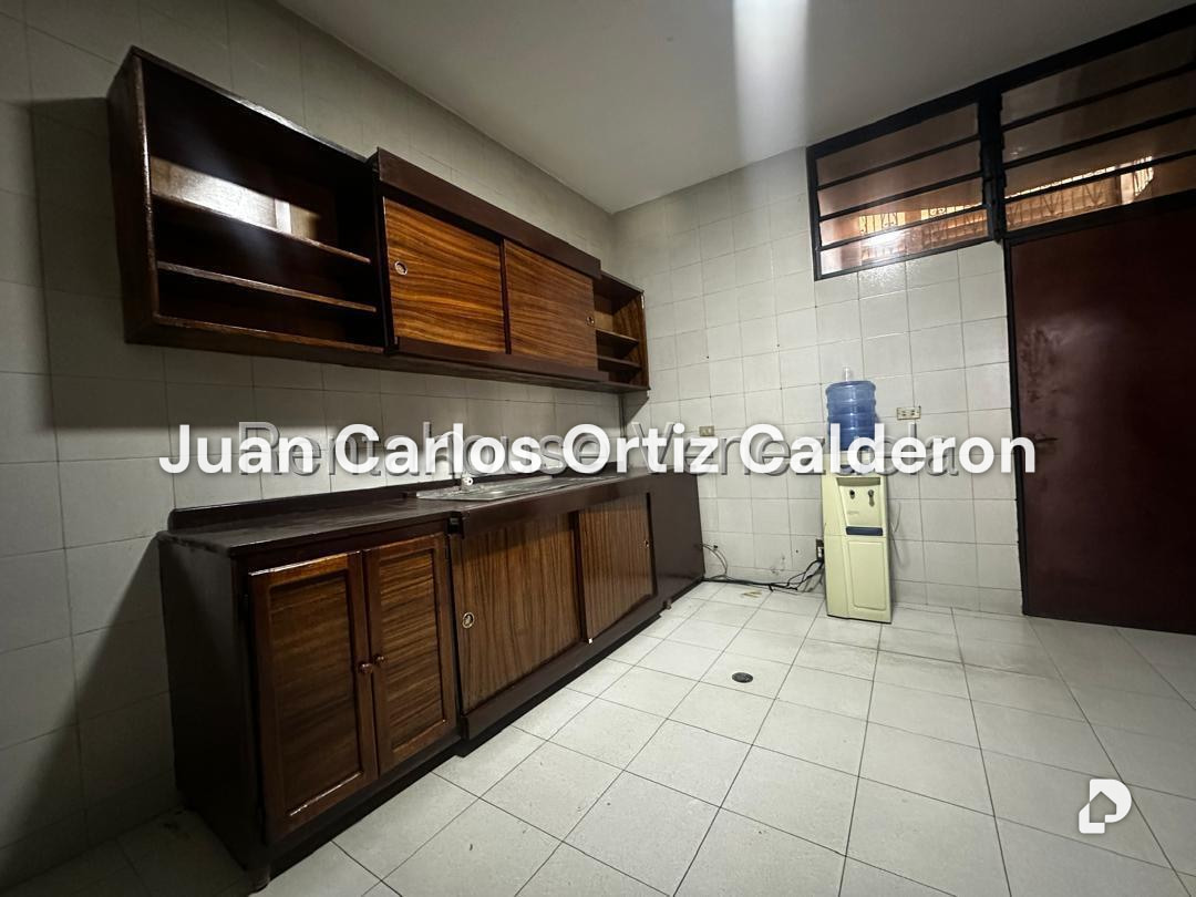 Local comercial en El Marqués, Caracas – 9