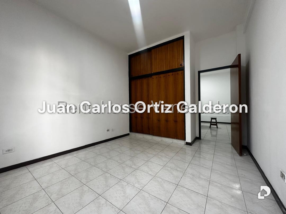 Local comercial en El Marqués, Caracas – 13