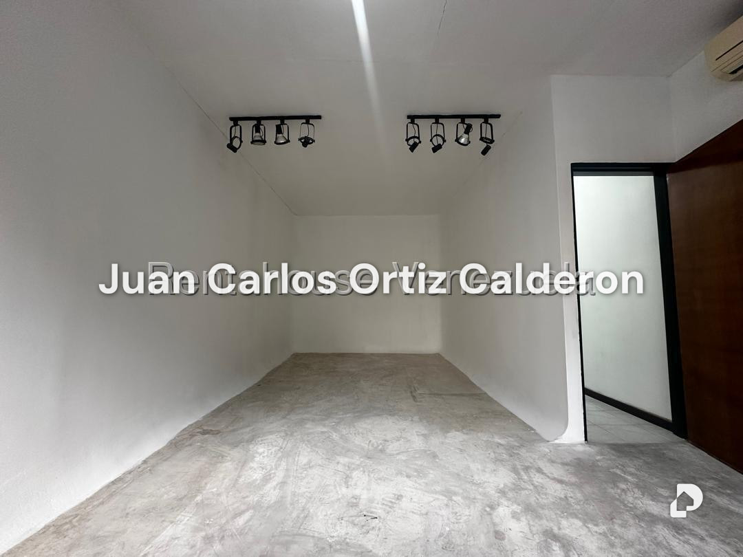 Local comercial en El Marqués, Caracas – 14