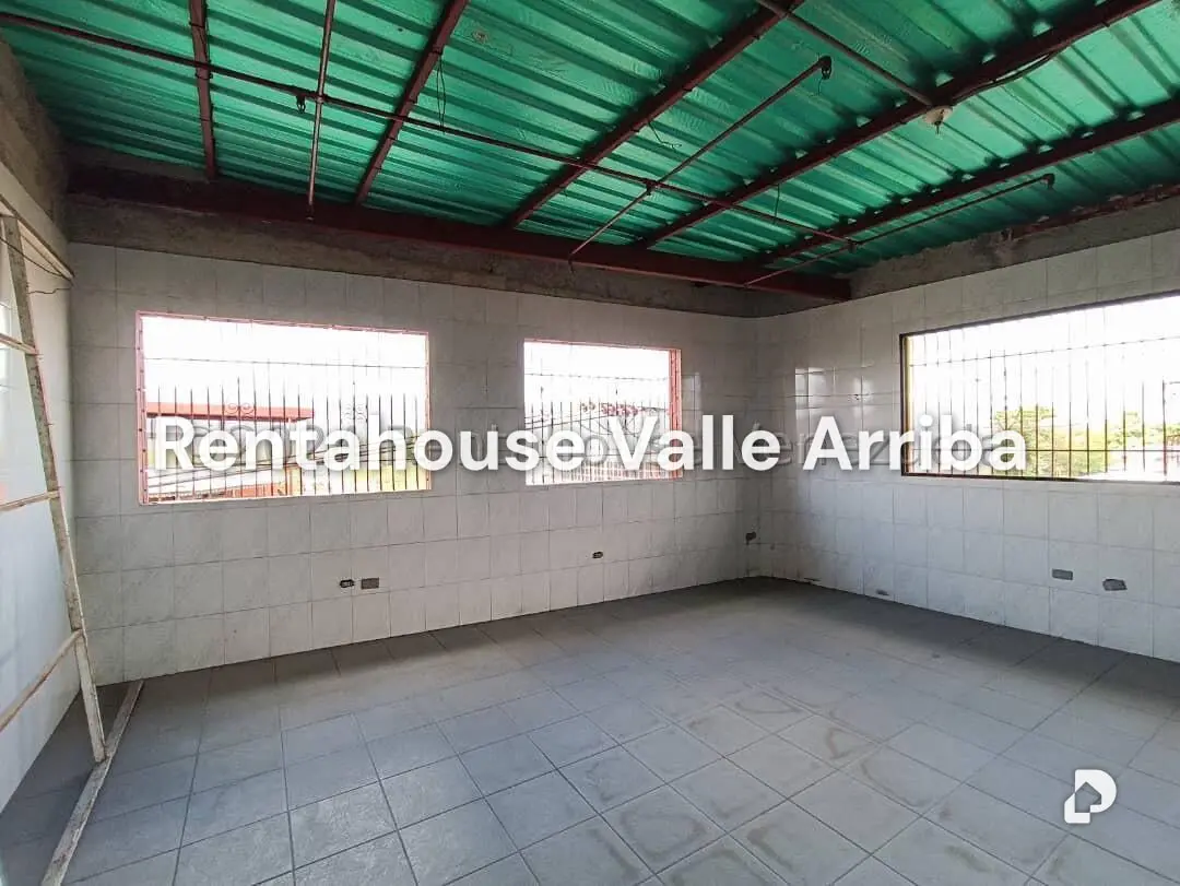 Local comercial en Guatire – 11
