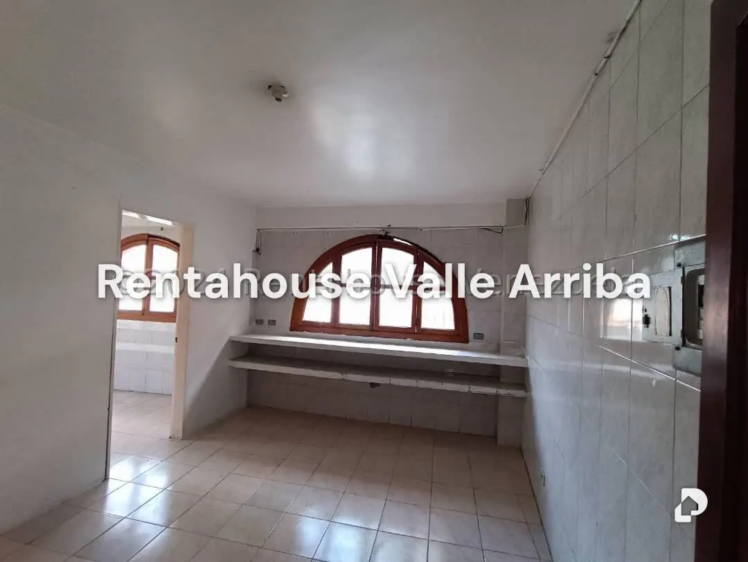 Local comercial en Guatire – 17