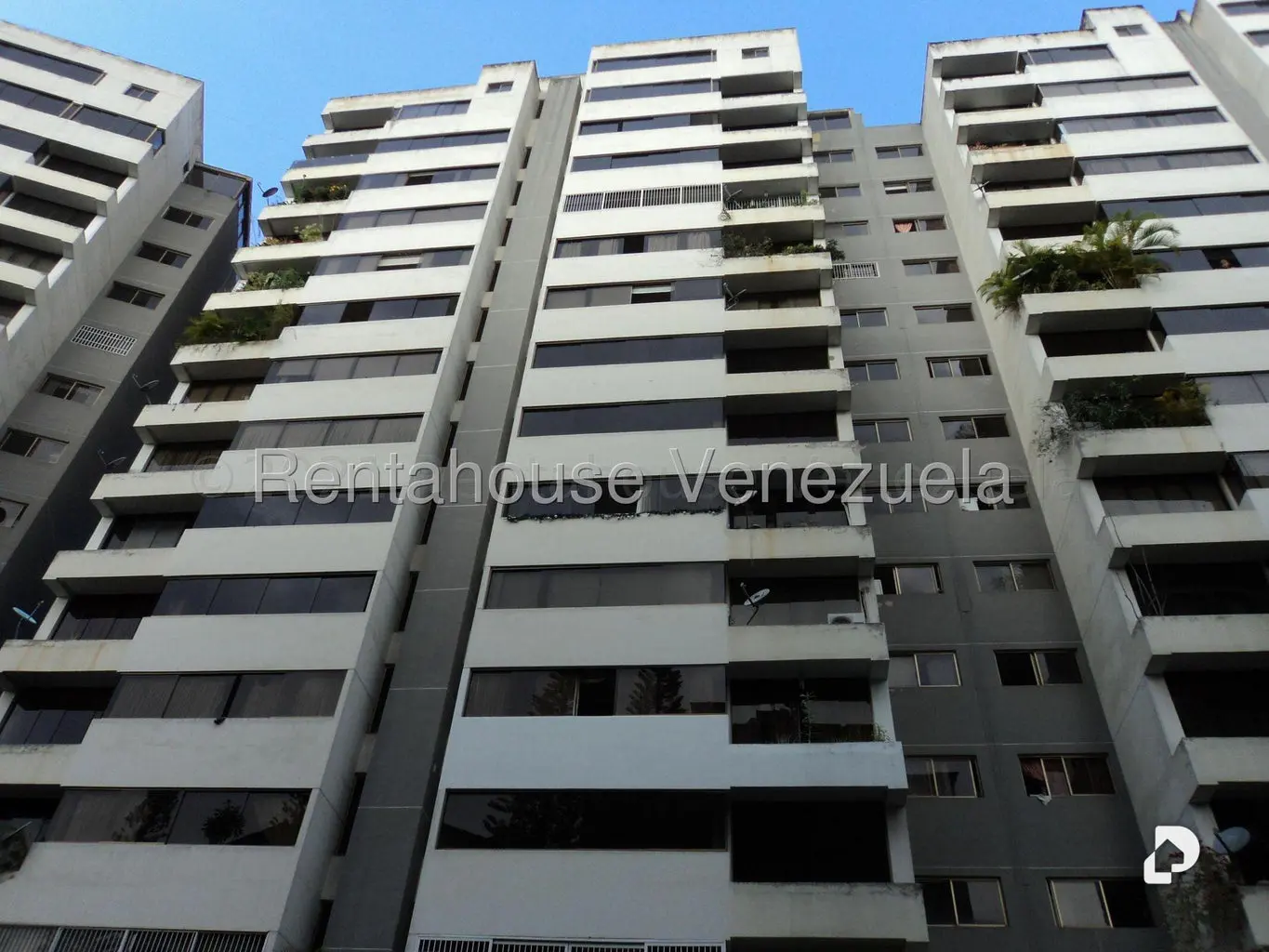 Apartamento en Terrazas del Ávila, Caracas – 1