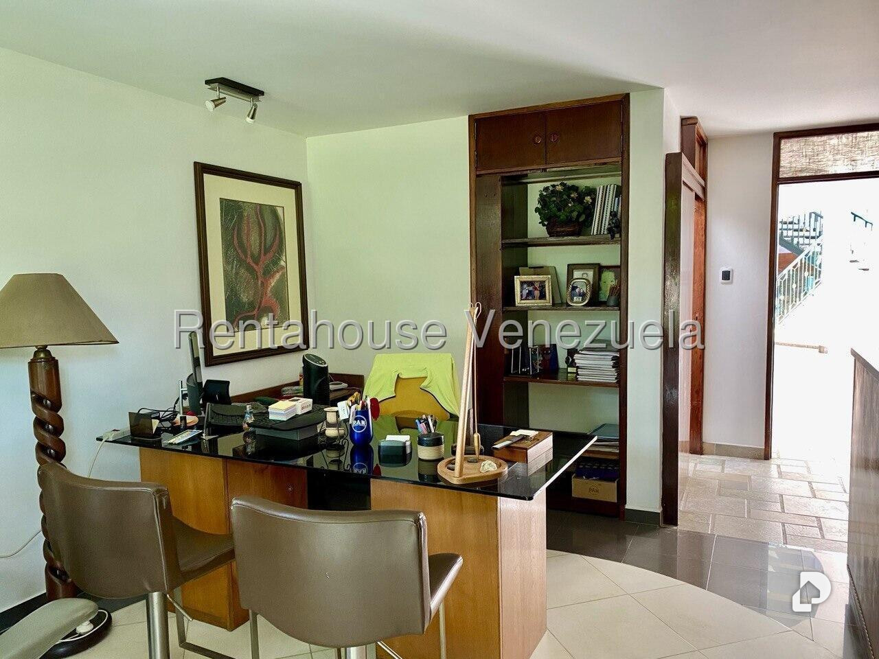 Casa en Lomas De La Trinidad, Caracas – 16