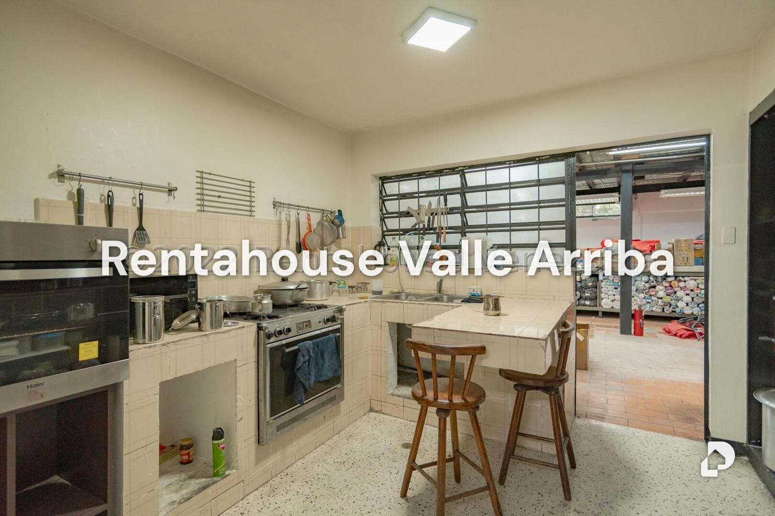 Casa en Parroquia Santa Teresa, Caracas – 16