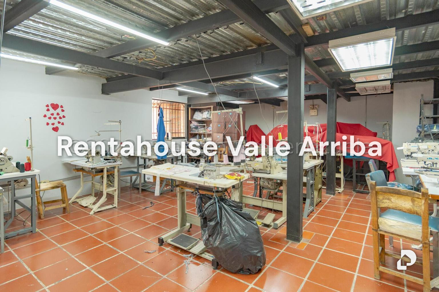 Casa en Parroquia Santa Teresa, Caracas – 22