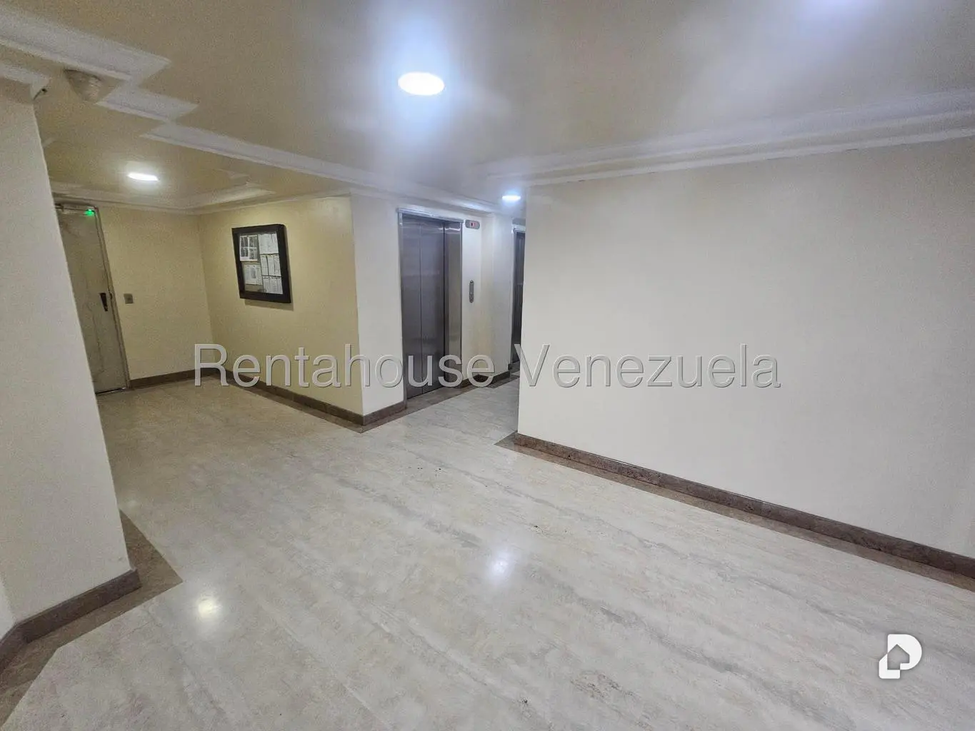 Apartamento en El Paraíso, Caracas – 18