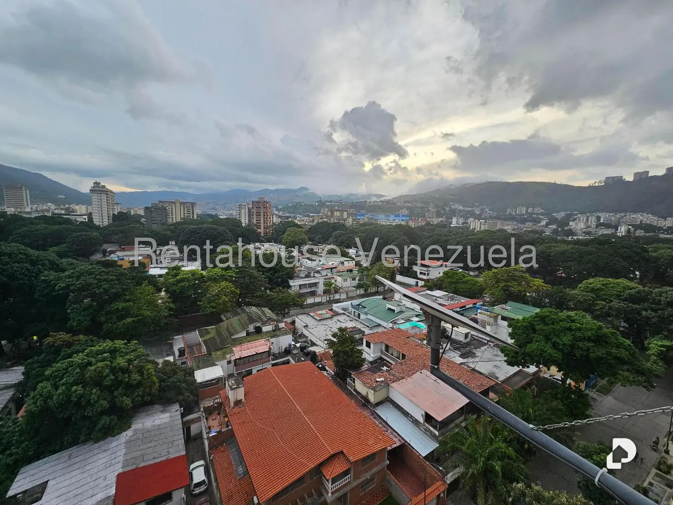 Apartamento en El Paraíso, Caracas – 17