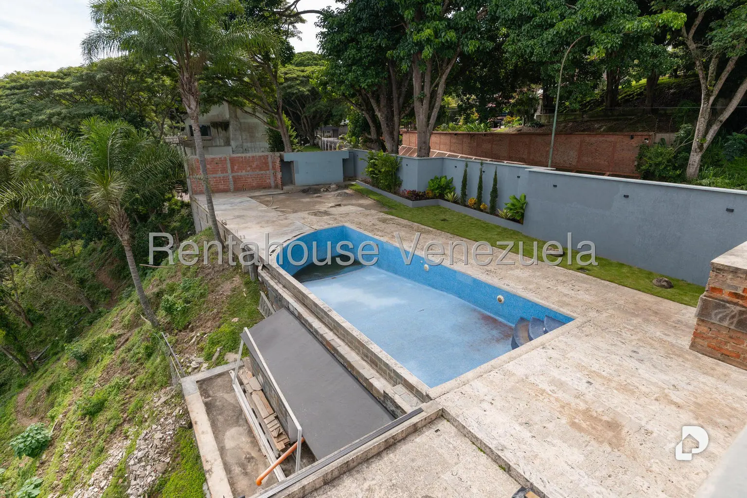 Casa en La Lagunita Country Club, Caracas – 23