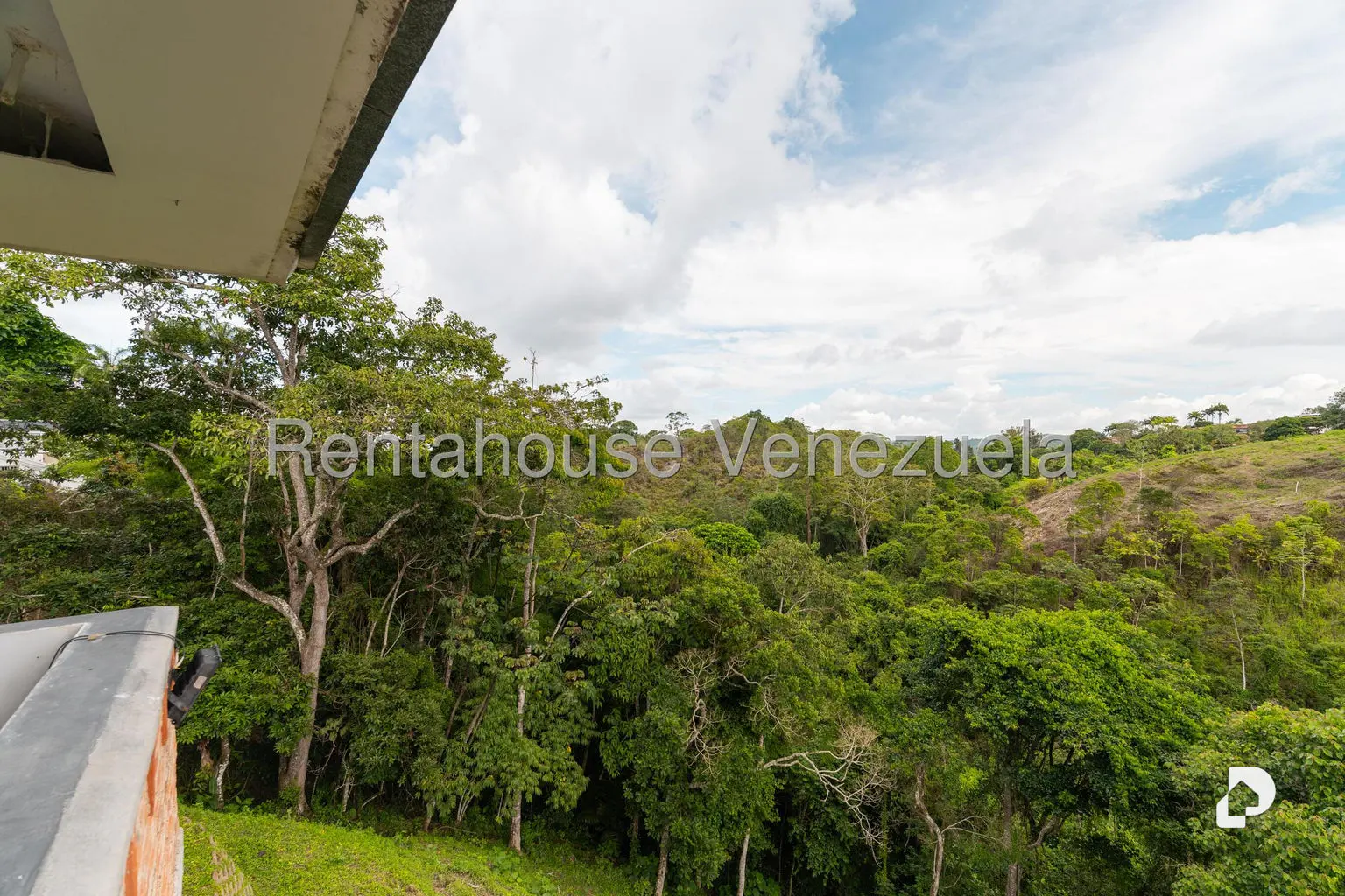 Casa en La Lagunita Country Club, Caracas – 11
