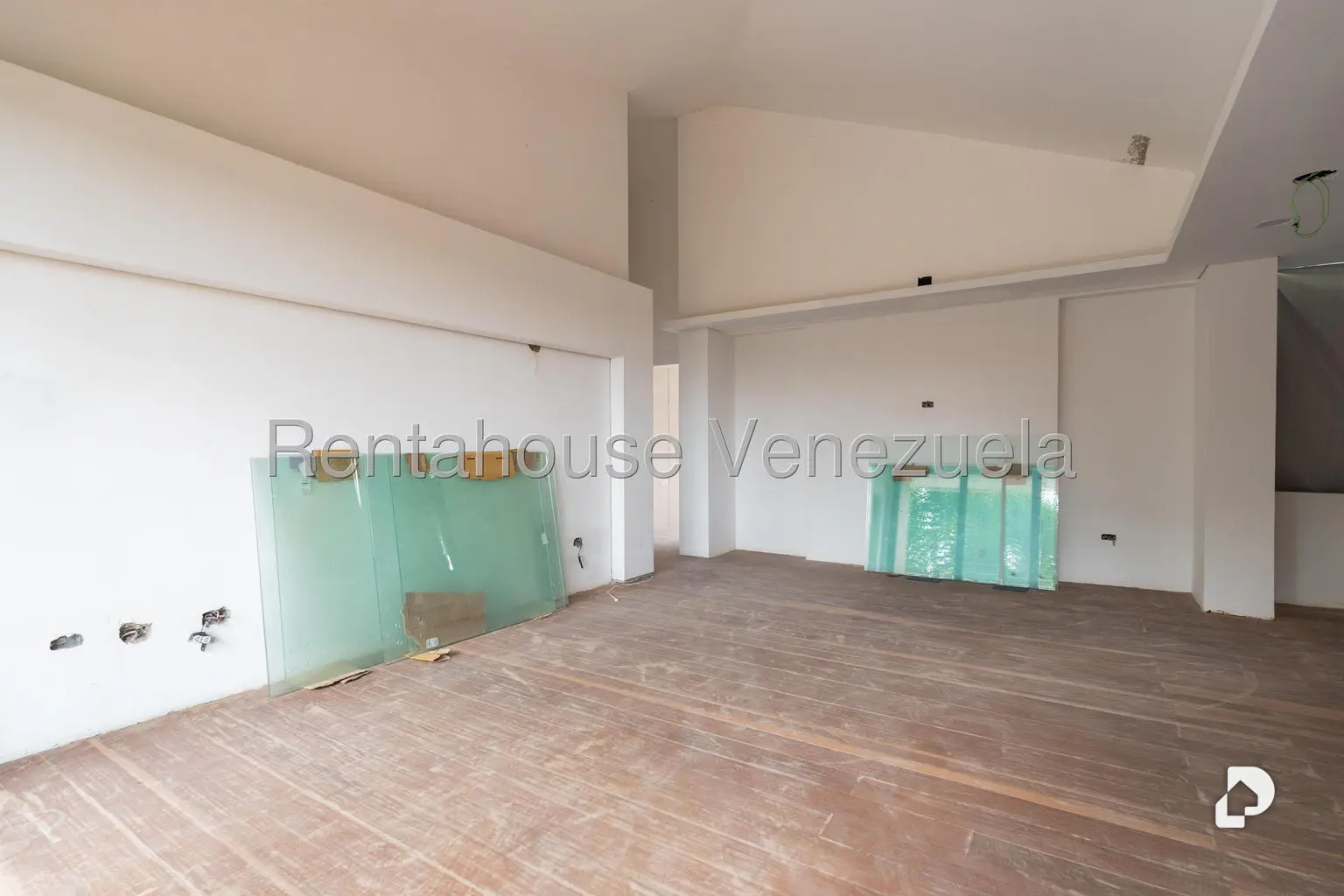 Casa en La Lagunita Country Club, Caracas – 24