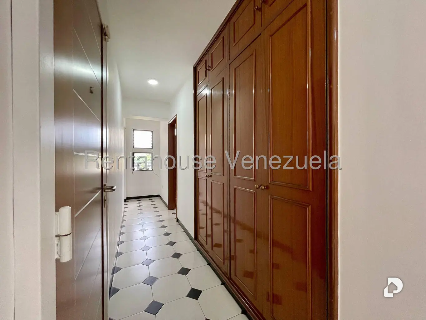 Apartamento en La Florida, Caracas – 30