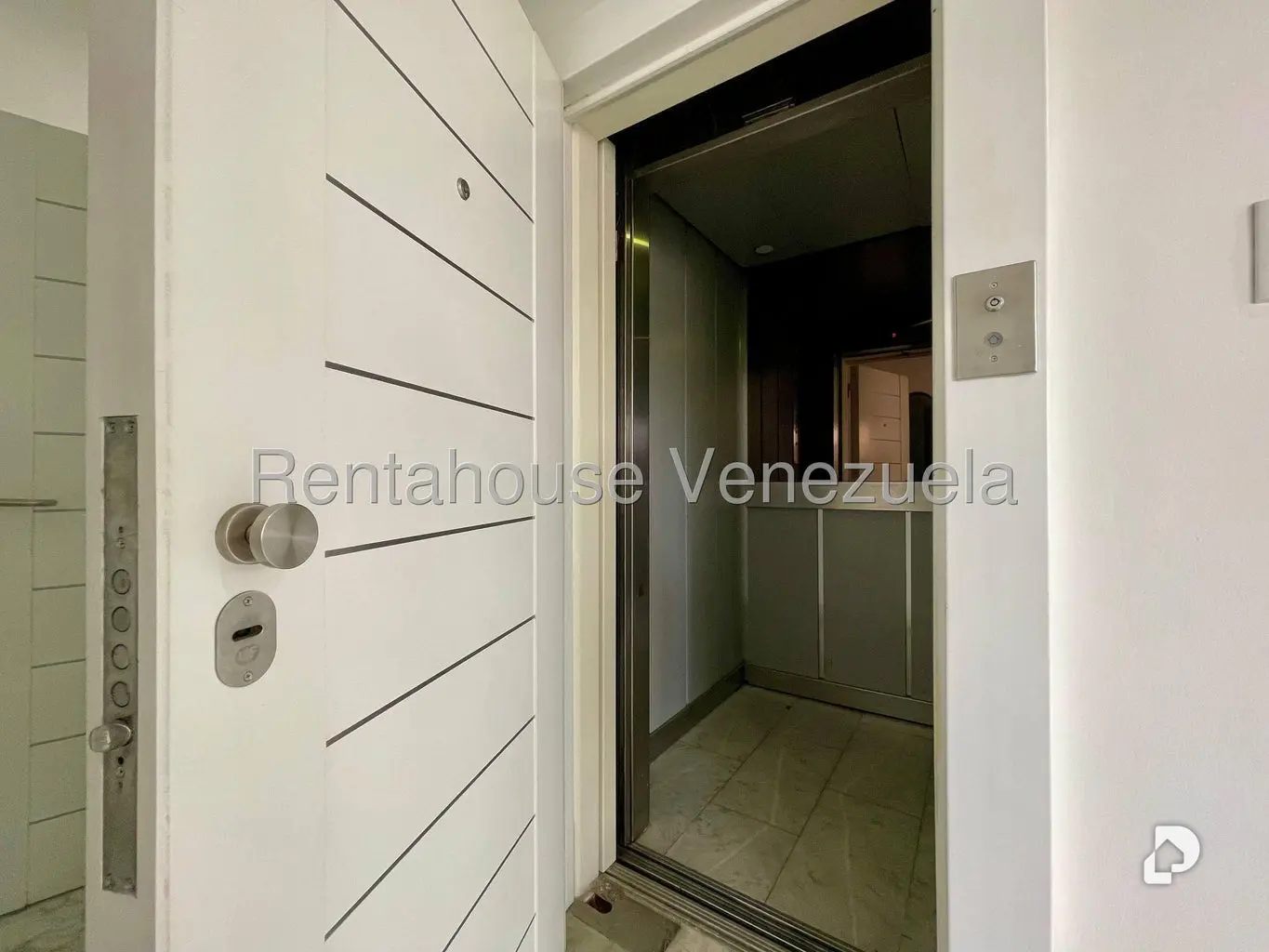Apartamento en La Florida, Caracas – 8
