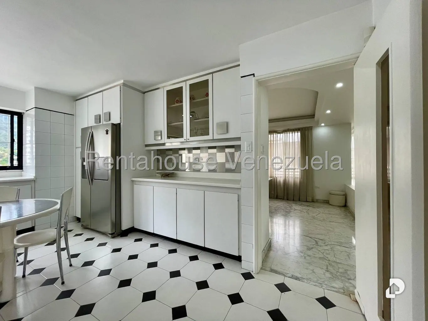 Apartamento en La Florida, Caracas – 26
