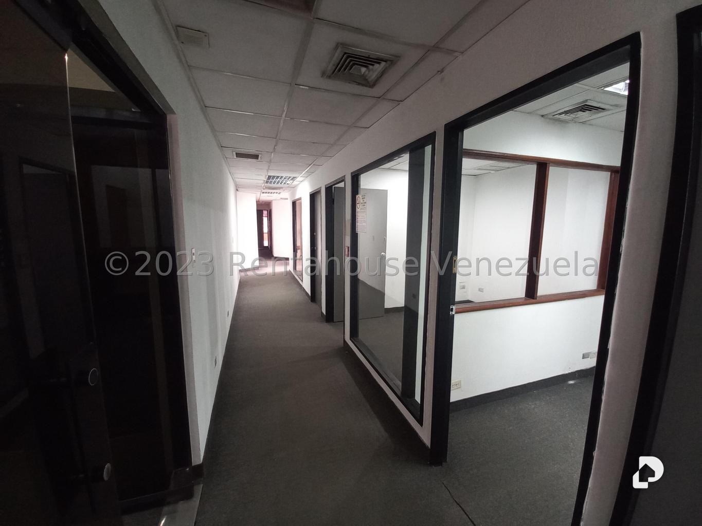 Oficina en Las Mercedes, Caracas – 5