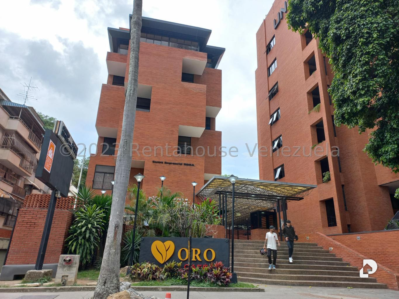 Oficina en Las Mercedes, Caracas – 1