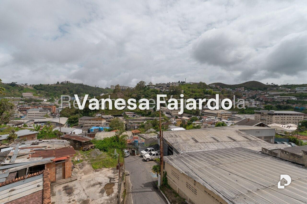 Galpón en Las Minas, San Antonio de Los Altos – 28