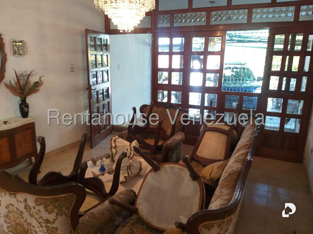 Casa en Los Palos Grandes, Caracas – 6