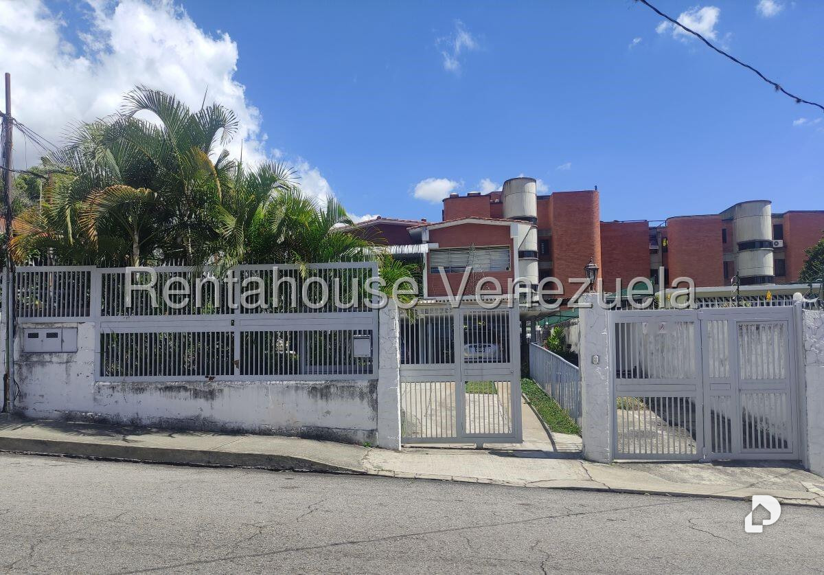 Casa en Los Palos Grandes, Caracas – 2